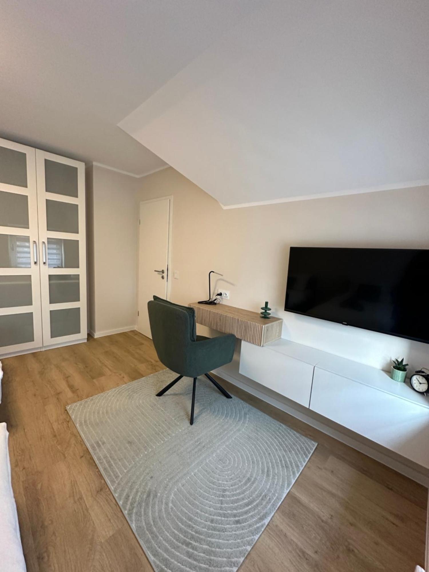Schulz Menden Apartment